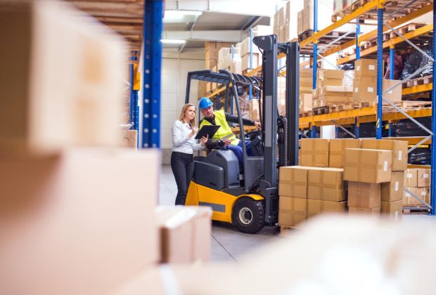 Pourquoi la formation CACES est essentielle pour les professionnels de la logistique ?